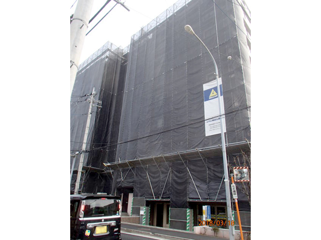 マンション外壁改修工事・改修中